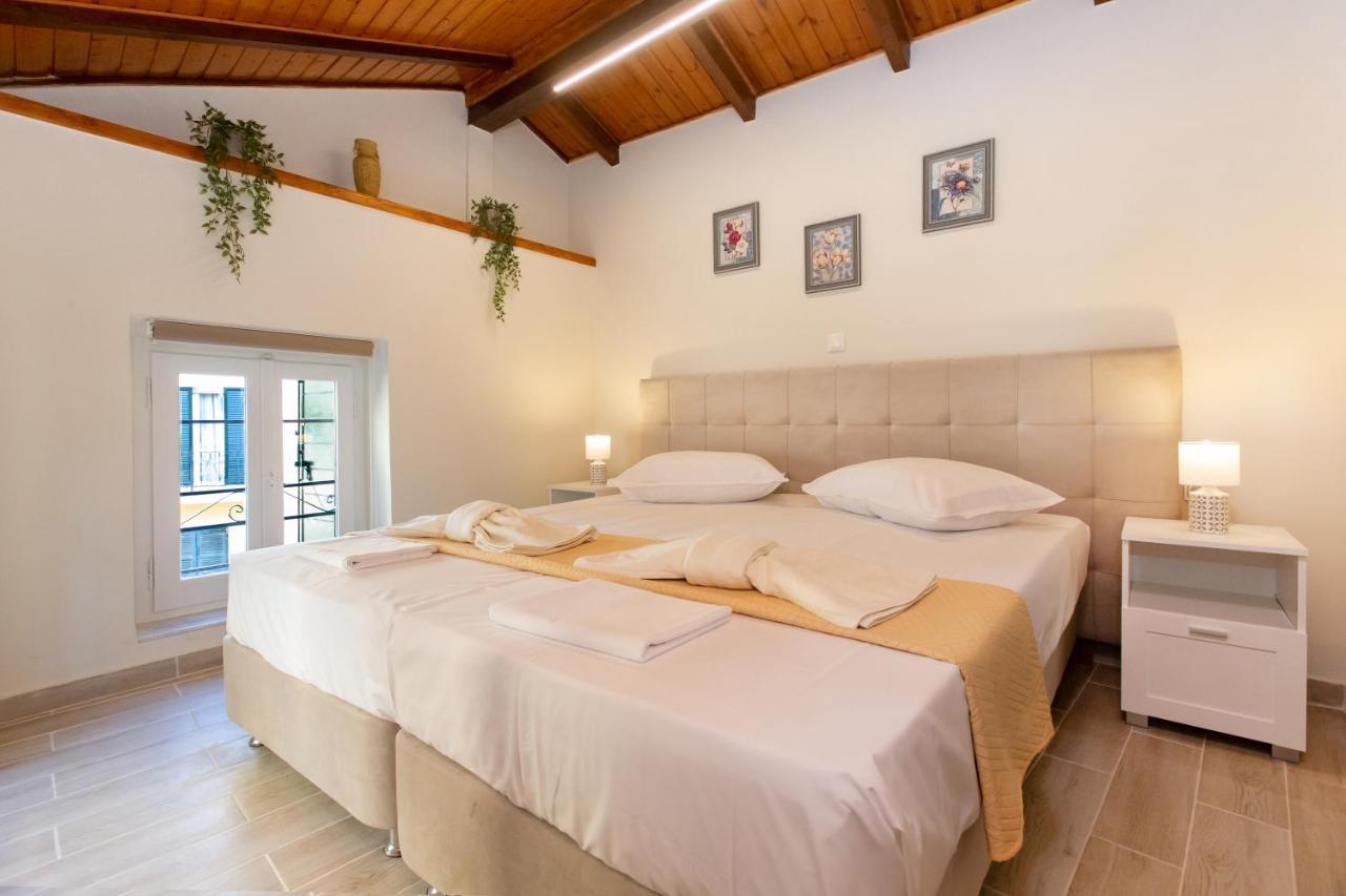Odisseus Old Town Apartment Corfu  Exteriör bild